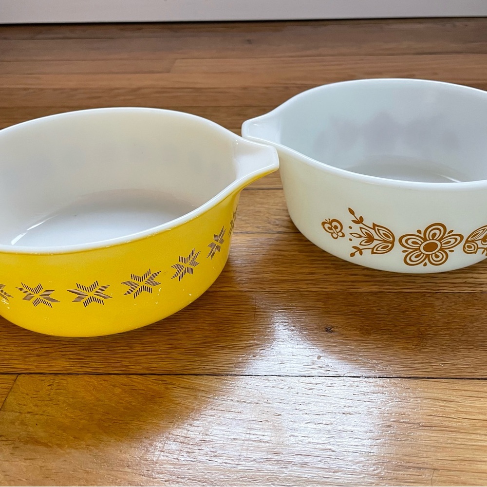 Pyrex Vintage Yellow and White Casserole Bowls